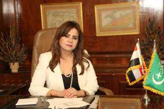 ”نائبة الوفد” تهنىء الشعب المصري بعيدي الشرطة وثورة 25 يناير