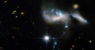 صورة لناسا تكشف عن تدفق ”نهر من النجوم” مع تفاعل أربع مجرات