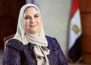 وزيرة التضامن تزور مصابى حريق دار أيتام الطالبية بمستشفى الهرم
