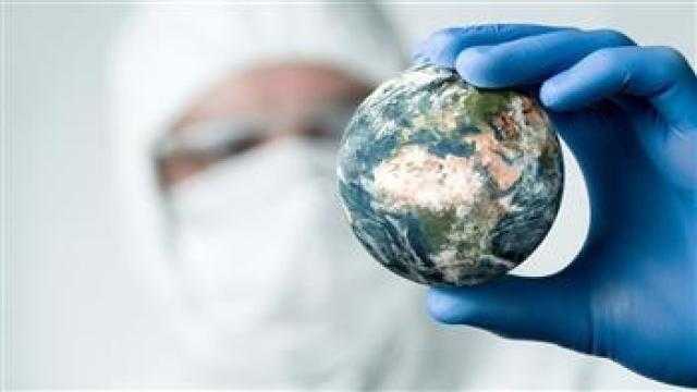استمرار تسجيل إصابات ووفيات بسبب فيروس كورونا في مختلف أنحاء العالم